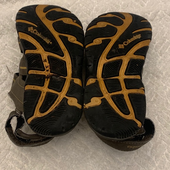 Columbia Sanadals (Kids size 12) - Picture 3 of 3